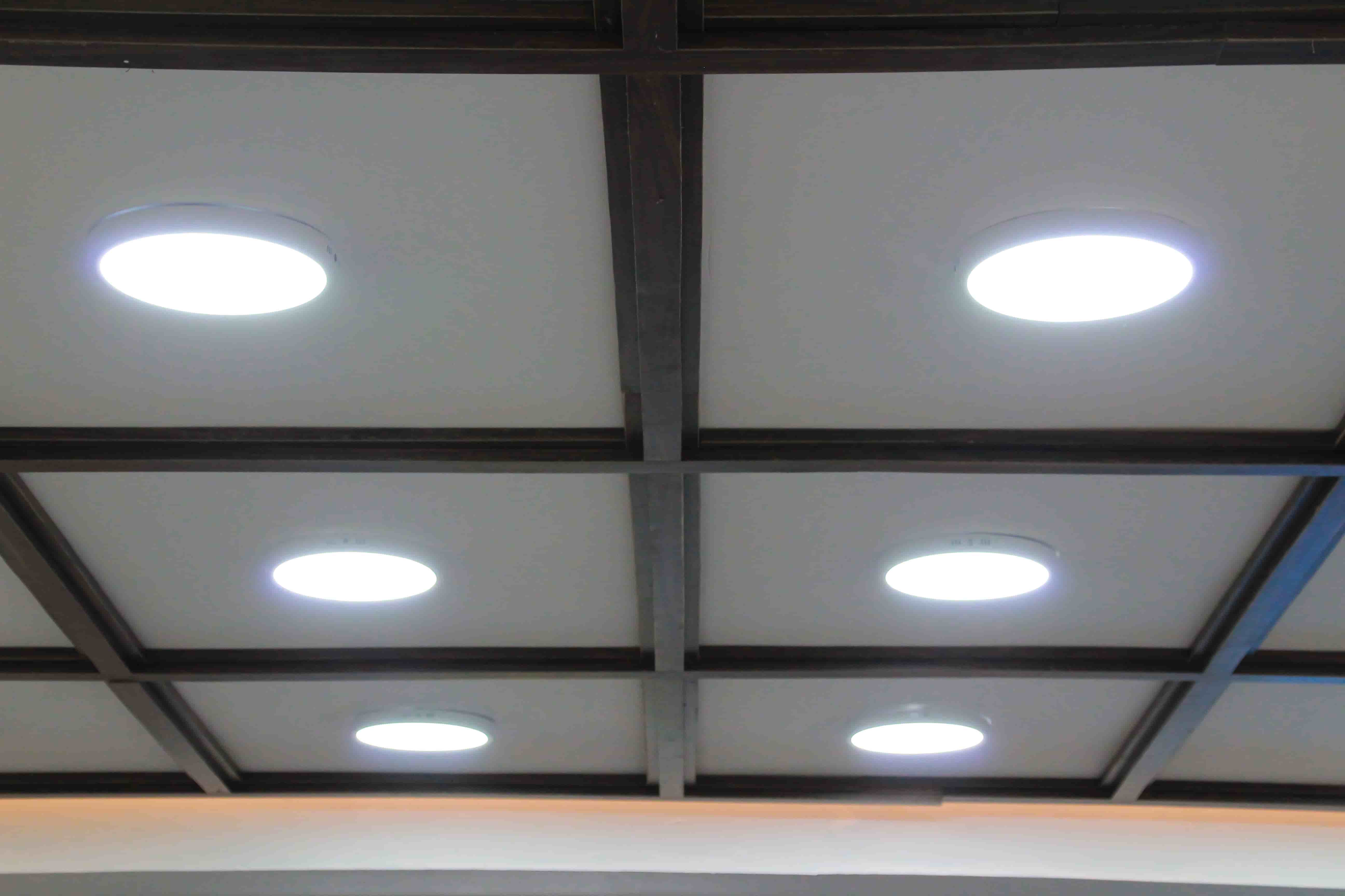 round-led-lights-white-ceiling.jpg (3)