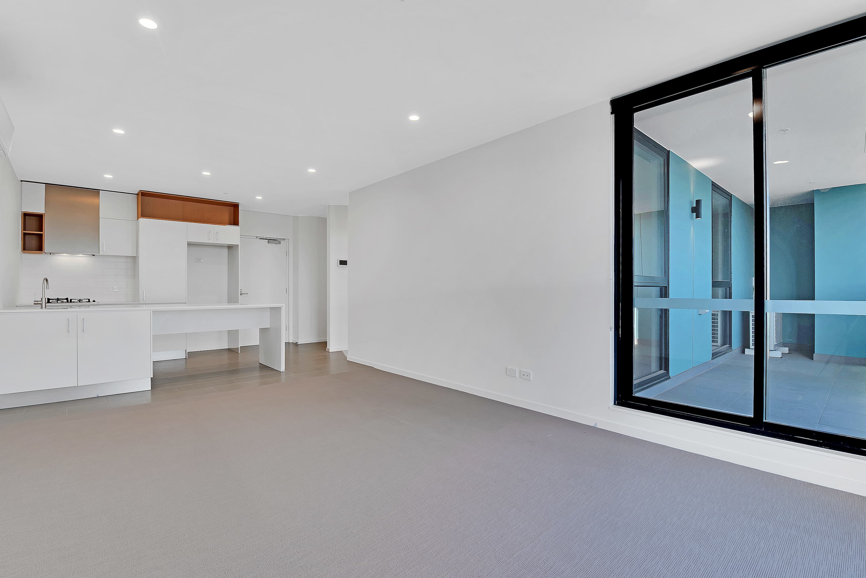 empty-unfurnished-brand-new-apartment.jpg