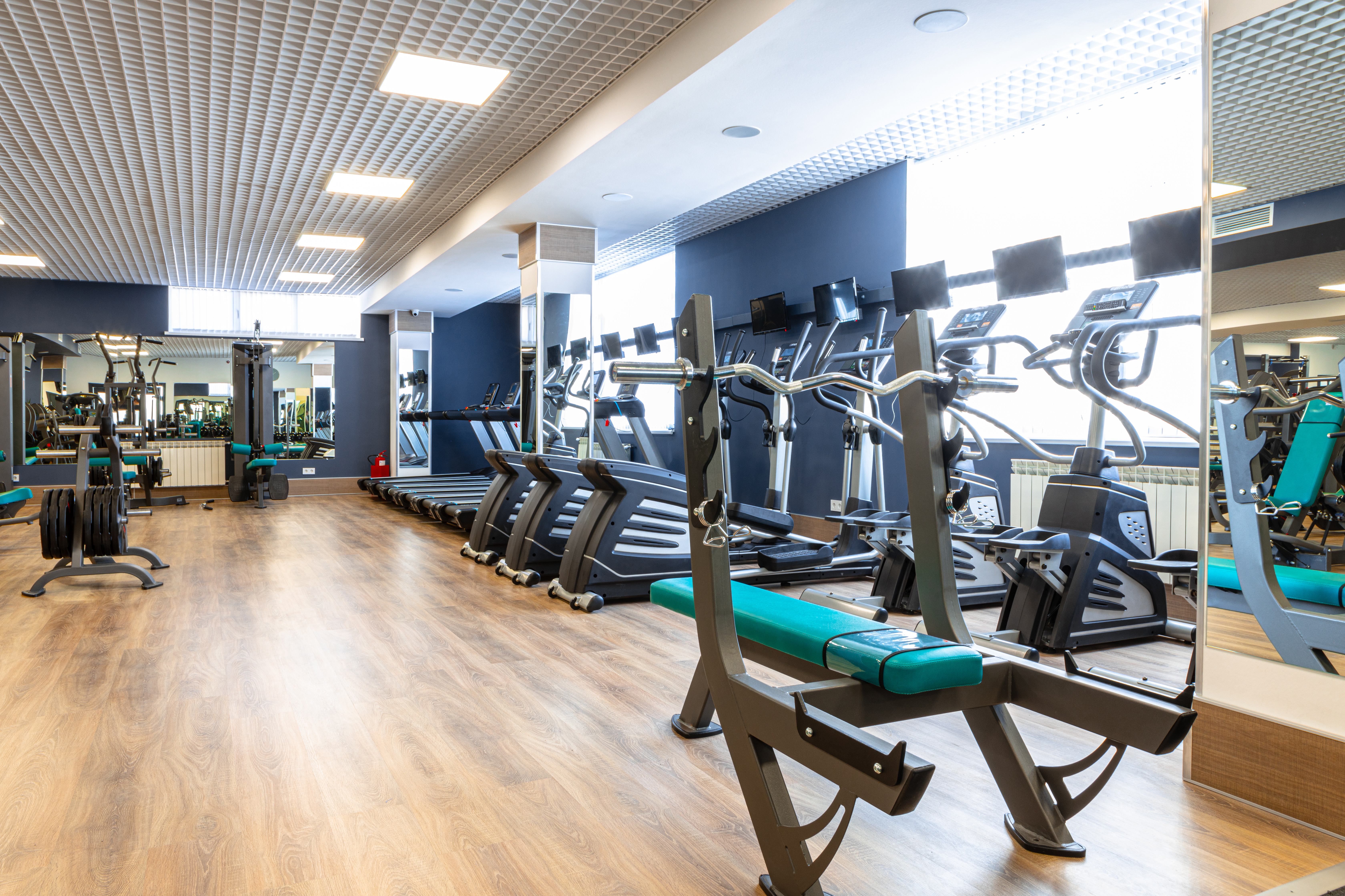 new-sports-equipment-gym-nobody.jpg