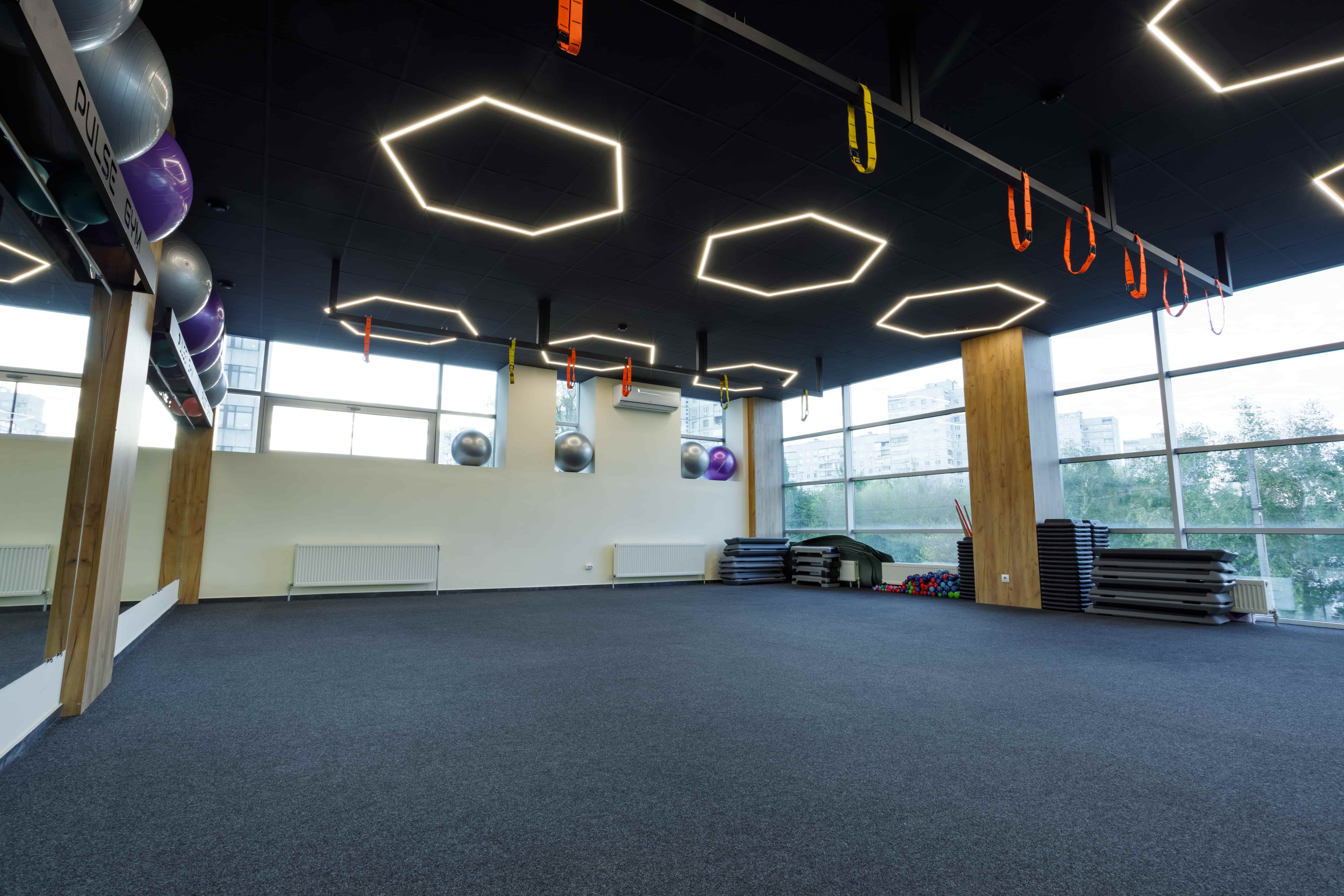 exercise-equipment-empty-gym.jpg